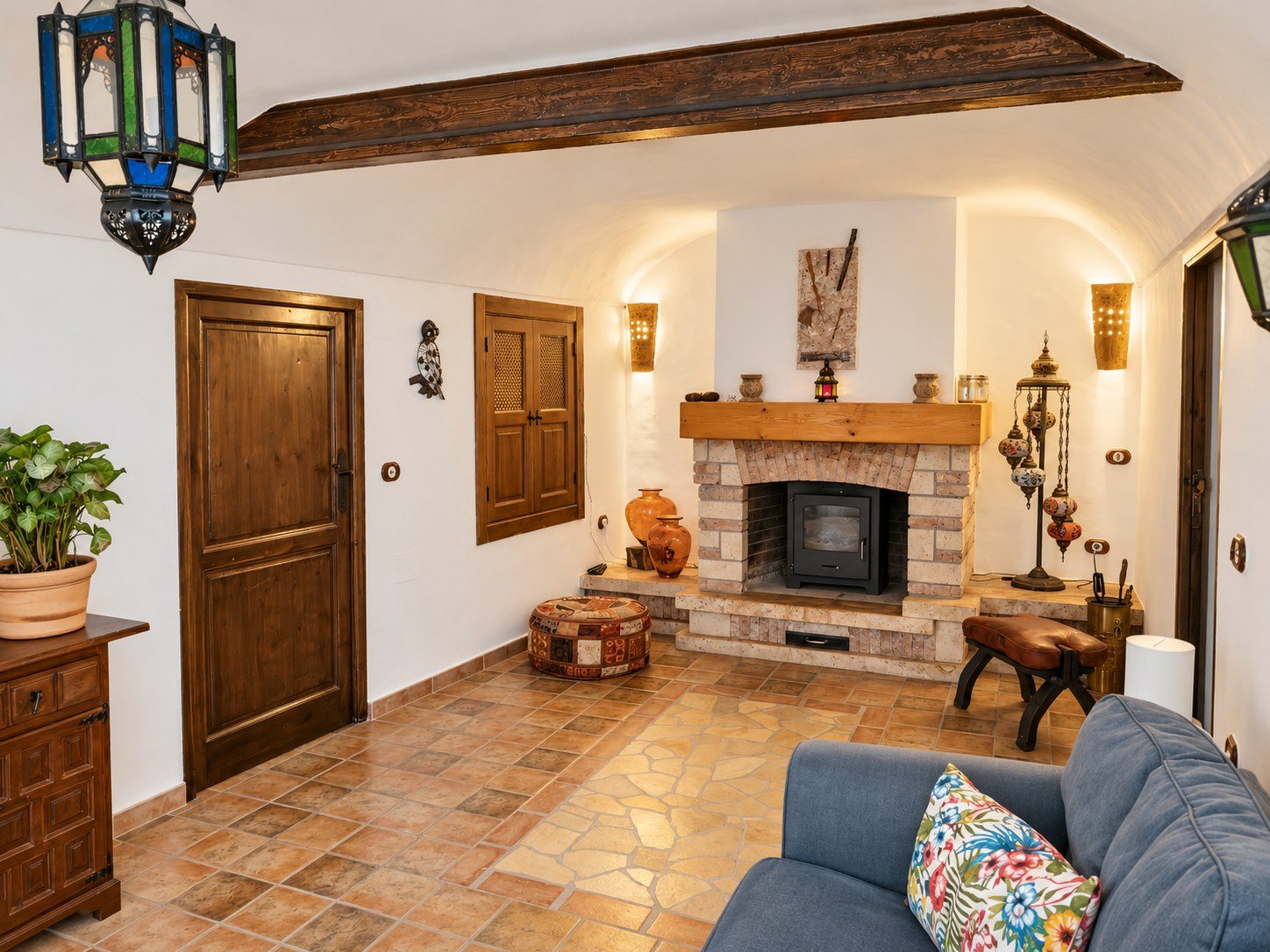 Alternate view of the fireplace lounge inside Leonard’s Lookout