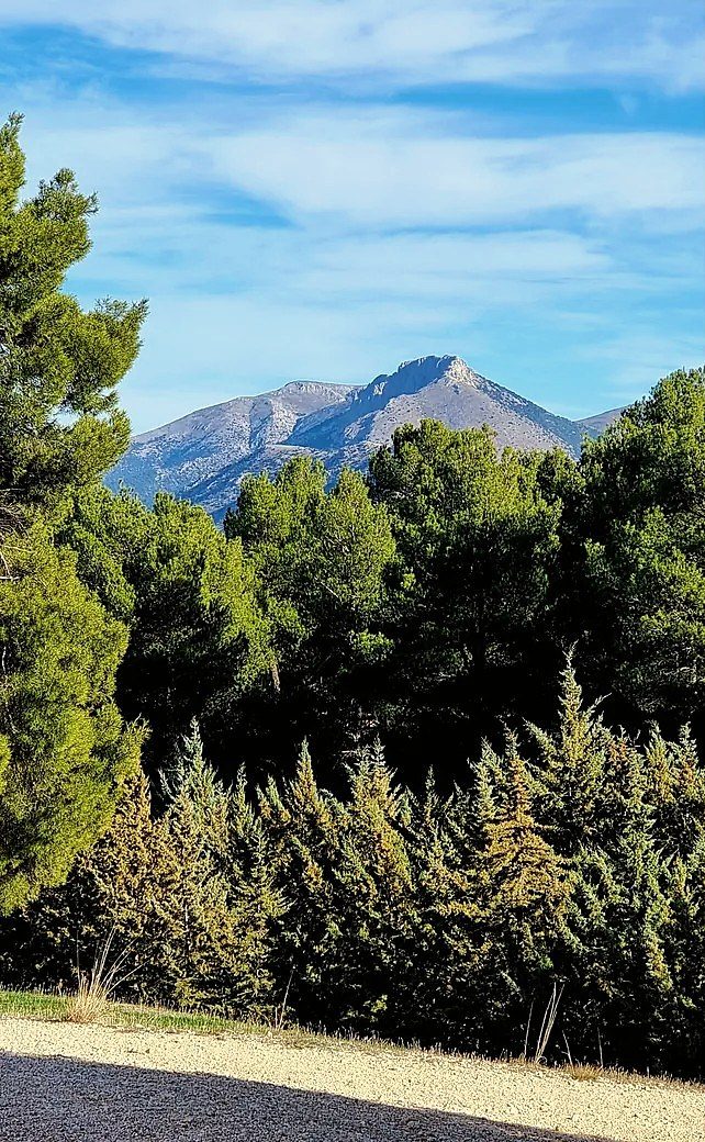Mountain roads, trails and open countryside in northern Granada